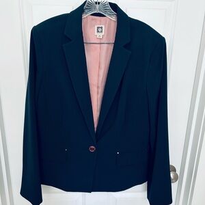 Woman’s Anne Klein suit jacket size 16 navy blue